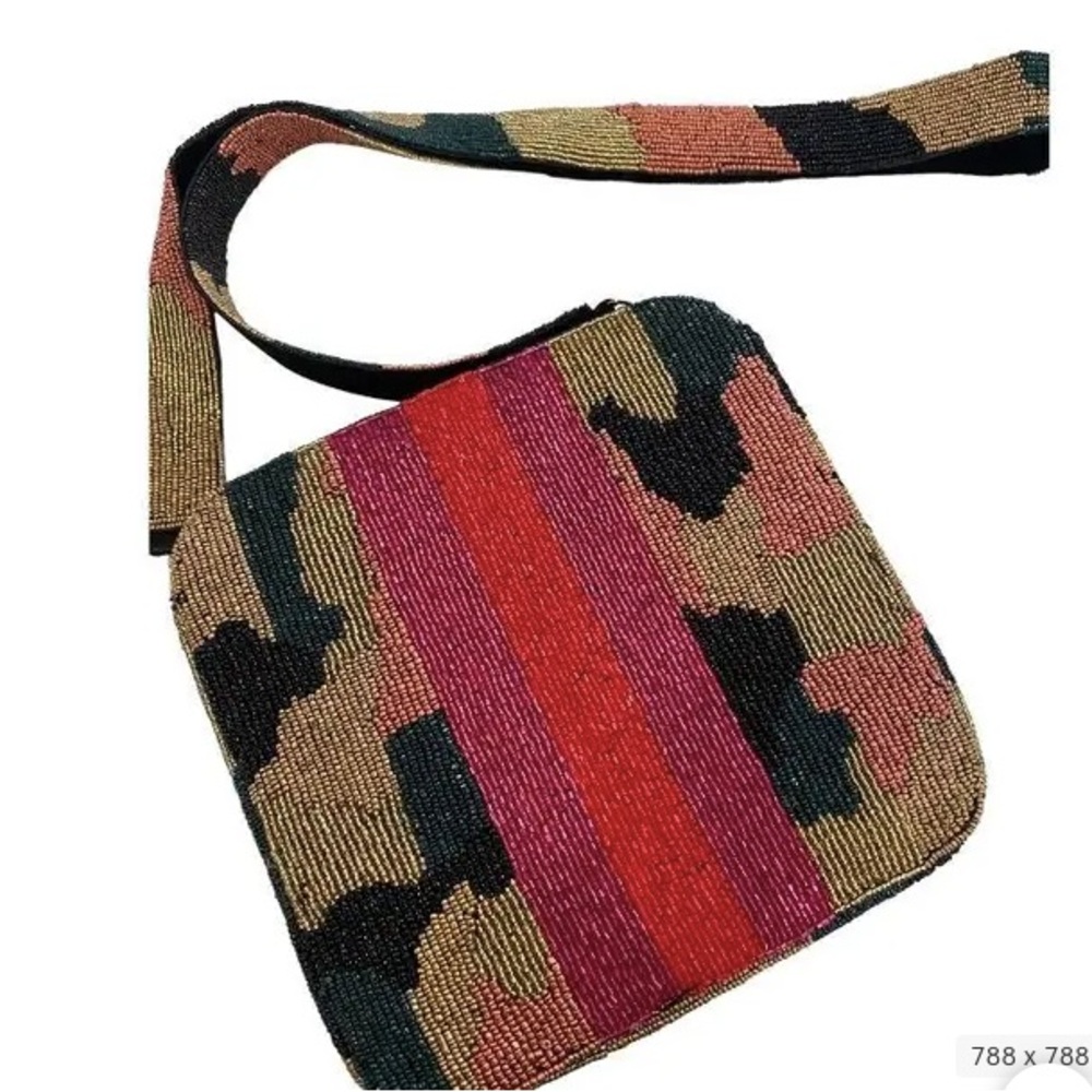 Camo with Pink Stripe Seed Bead Handbag